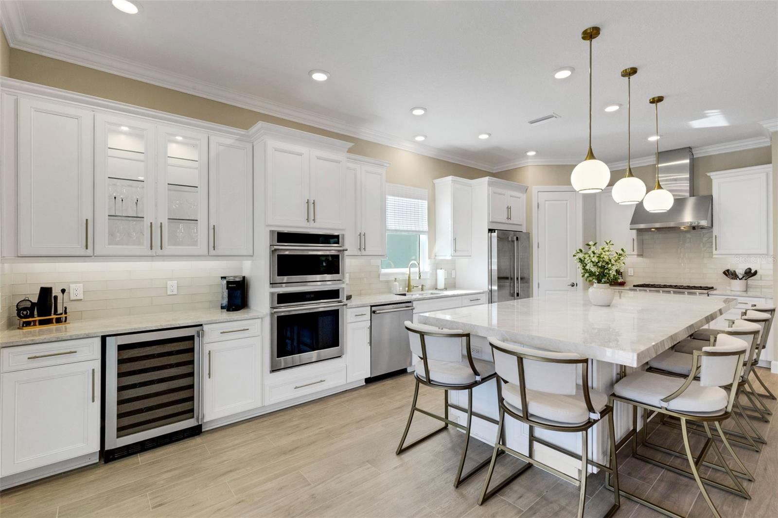 Image 20 of 96 For 6186 Grandview Hill Court