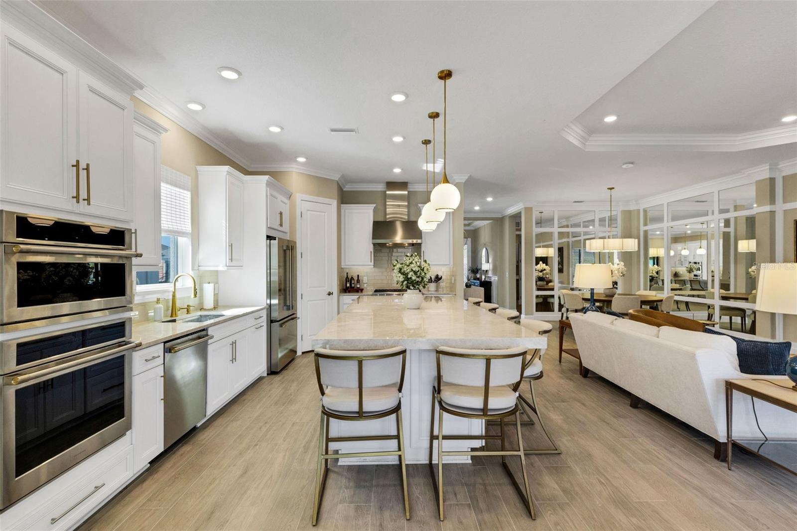 Image 21 of 96 For 6186 Grandview Hill Court