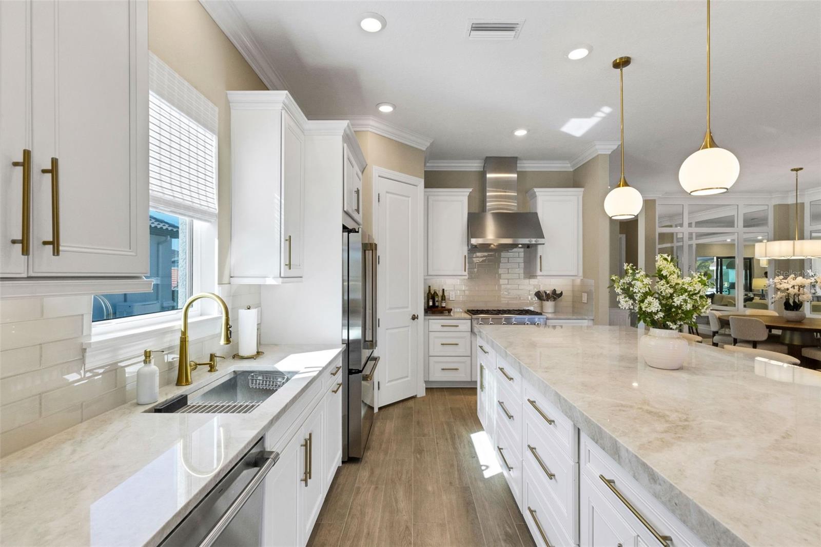 Image 23 of 96 For 6186 Grandview Hill Court