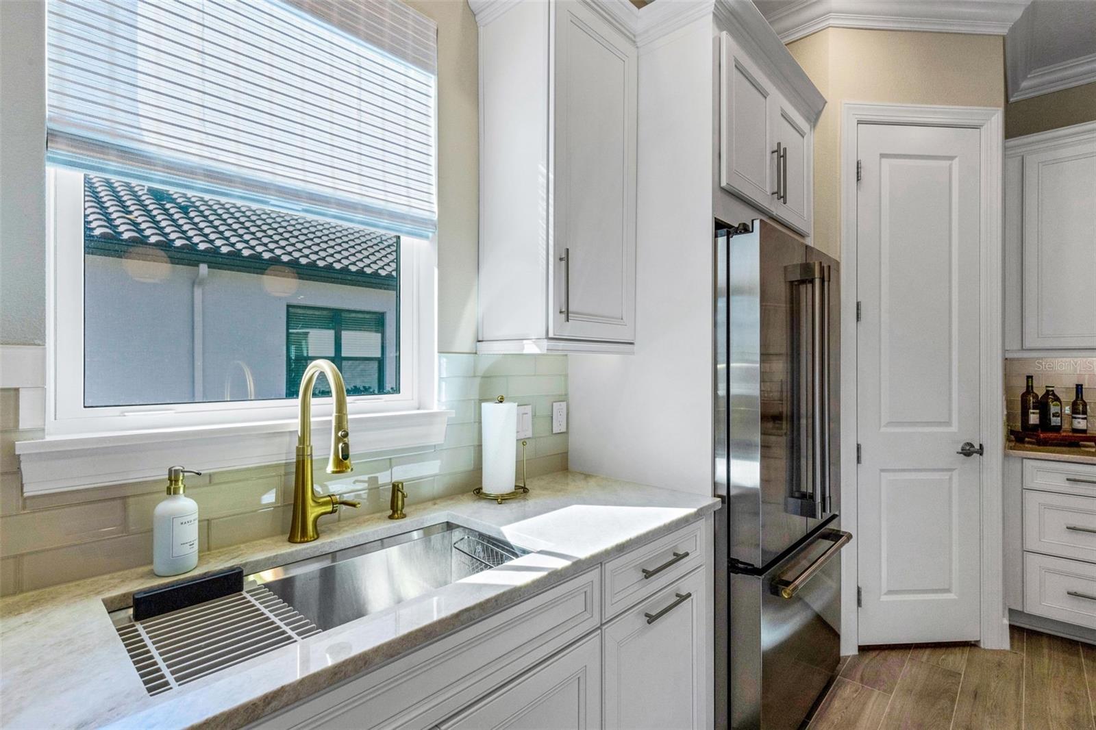 Image 24 of 96 For 6186 Grandview Hill Court