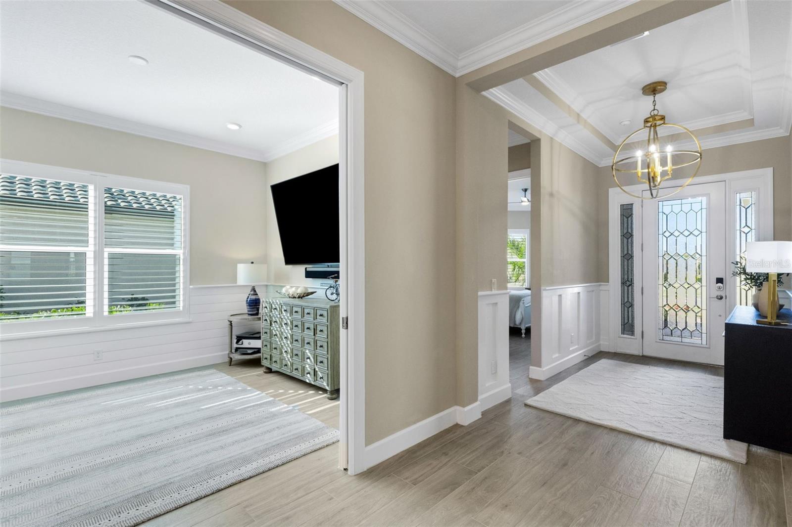 Image 6 of 96 For 6186 Grandview Hill Court