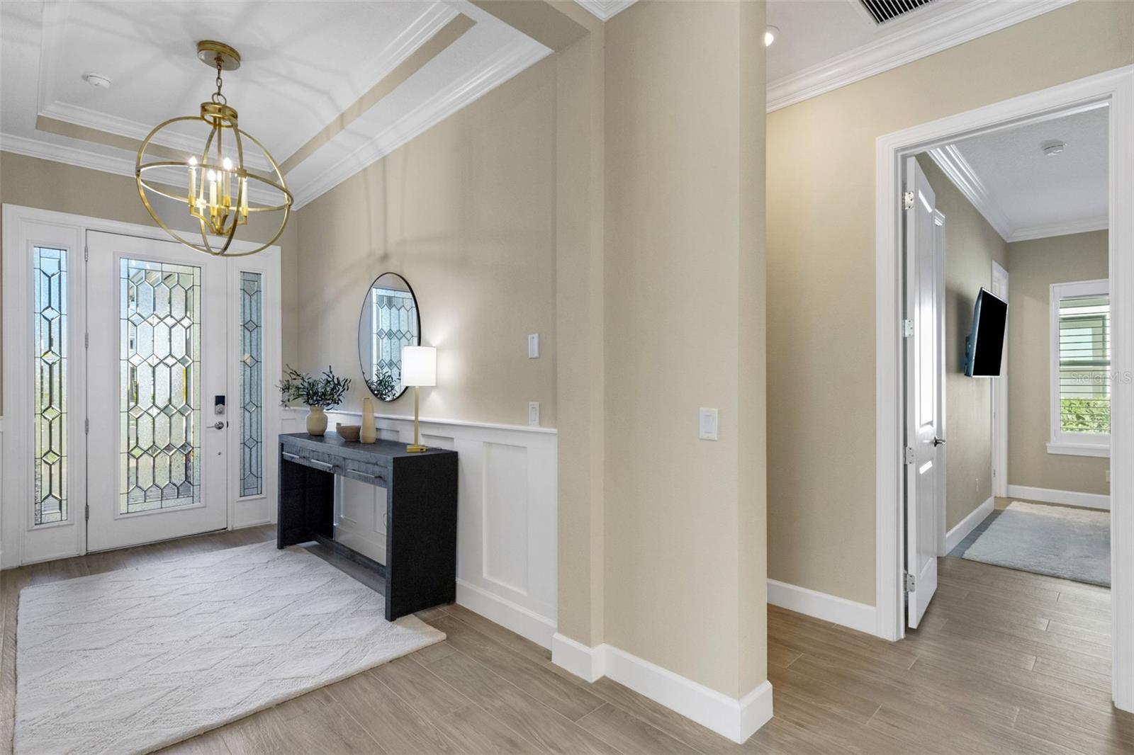 Image 7 of 96 For 6186 Grandview Hill Court