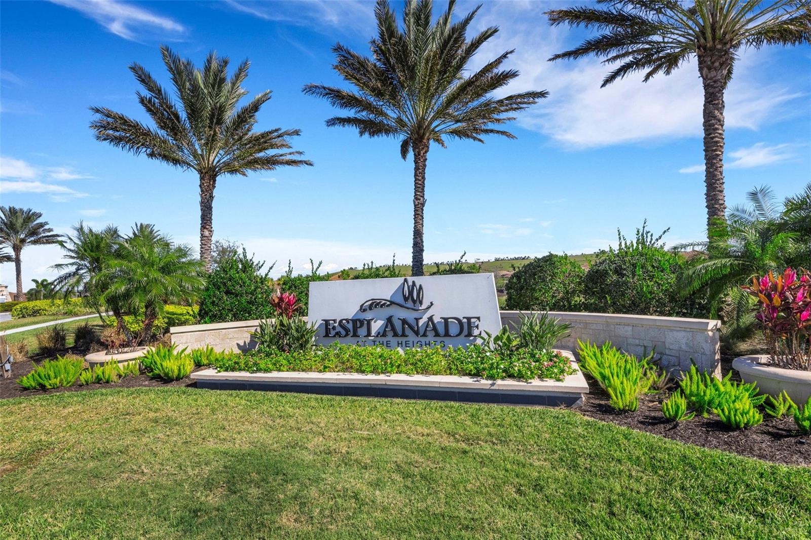 Image 76 of 96 For 6186 Grandview Hill Court