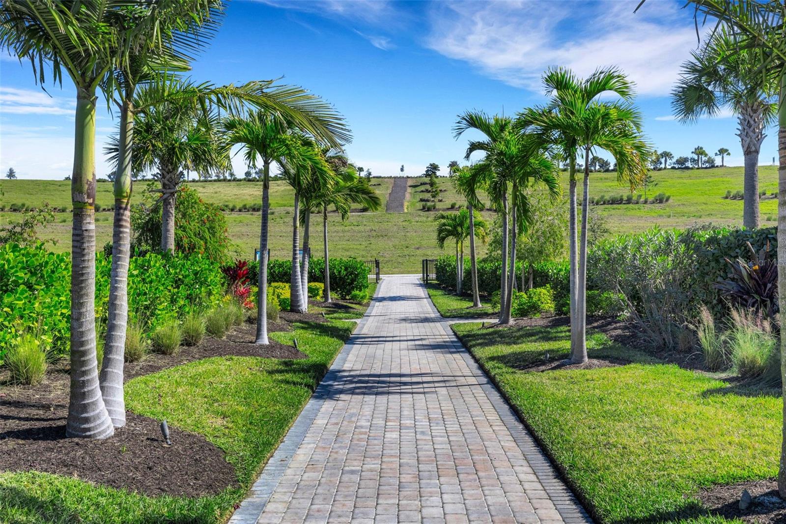 Image 79 of 96 For 6186 Grandview Hill Court