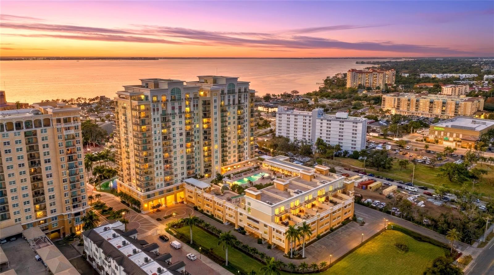 Image 33 of 79 For 800 Tamiami Trail 1512