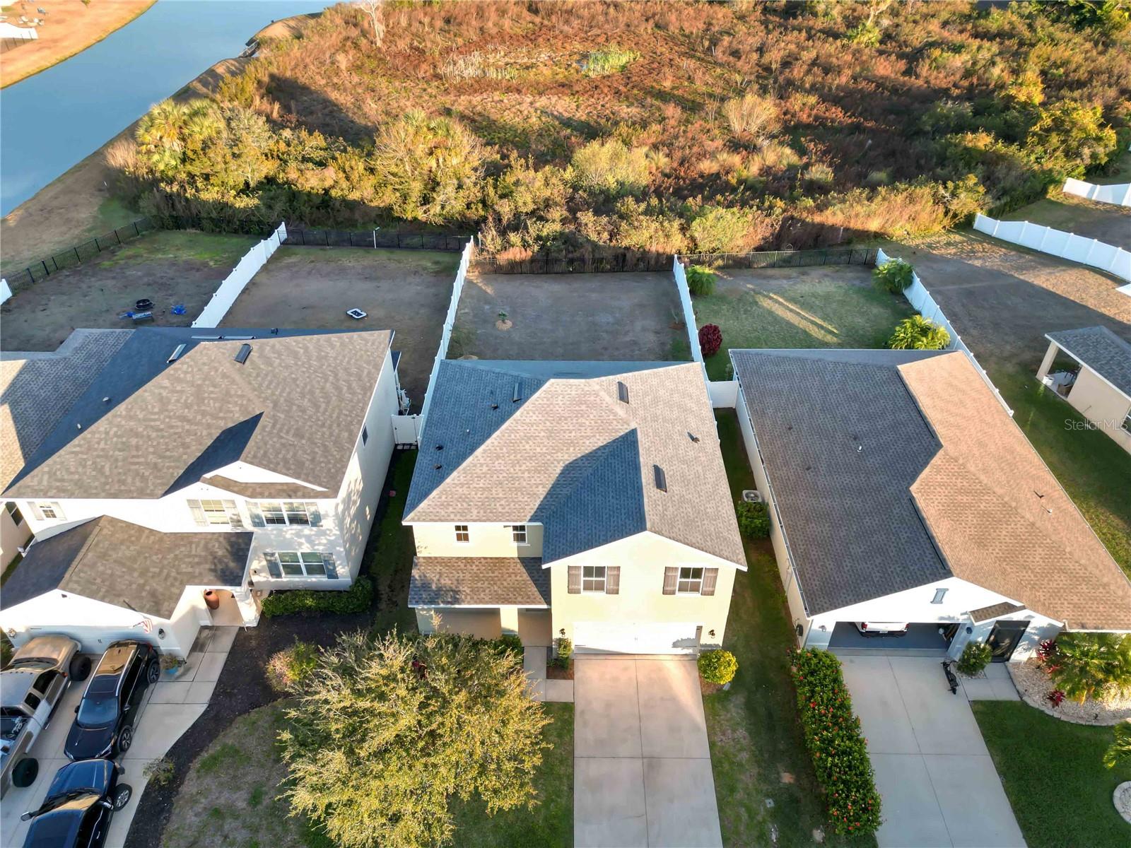 Image 45 of 61 For 415 Gris Sky Lane