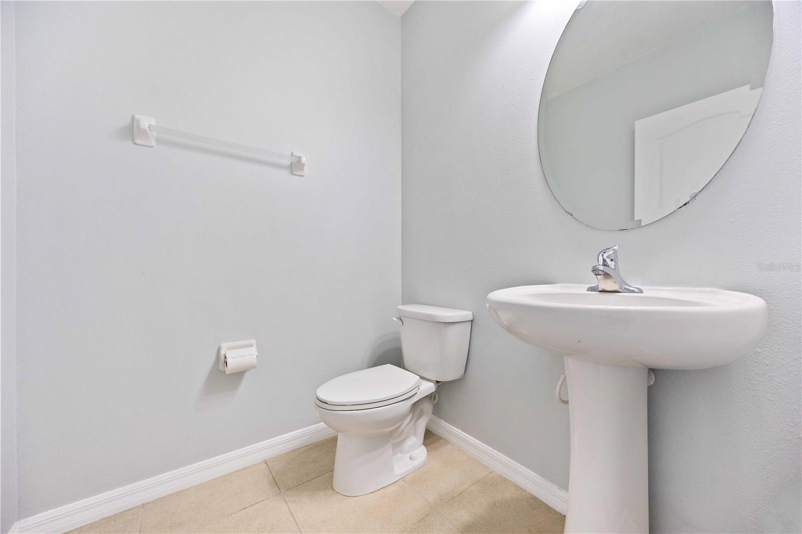 Image 5 of 61 For 415 Gris Sky Lane