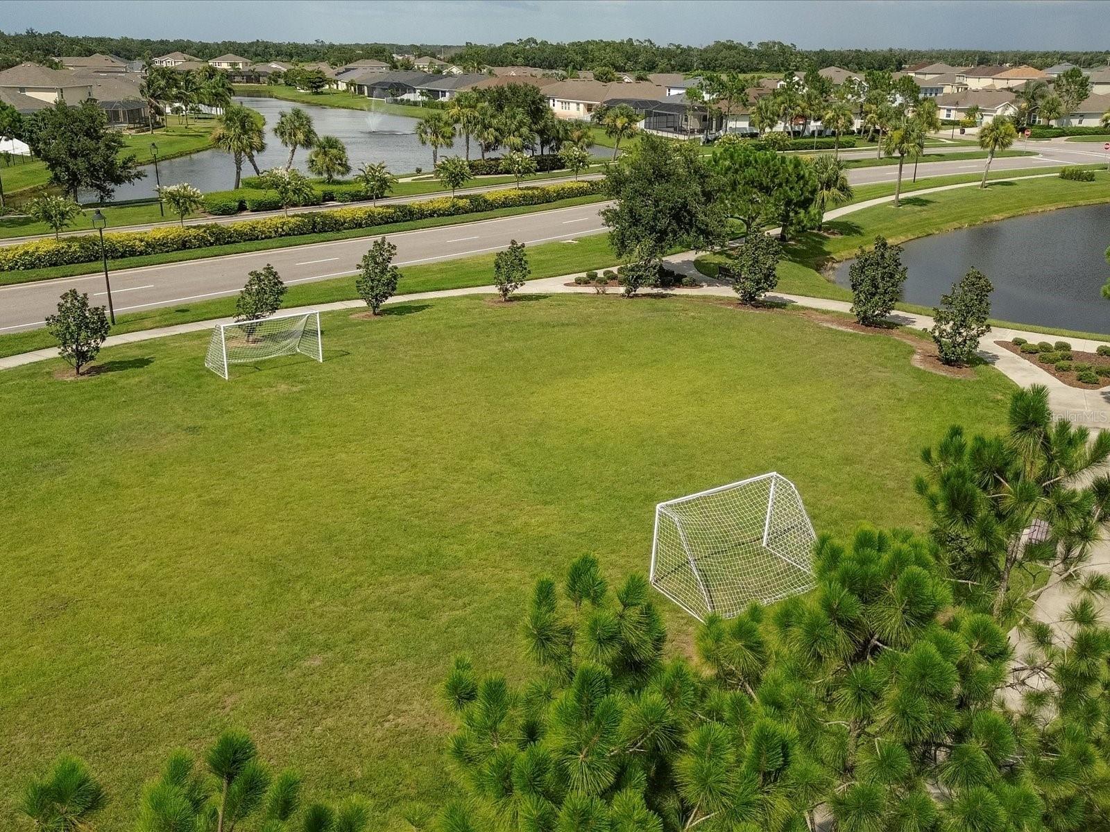 Image 59 of 61 For 415 Gris Sky Lane