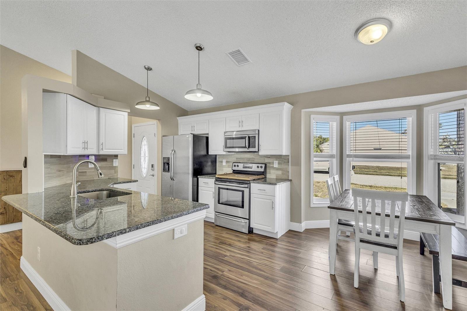 Image 17 of 46 For 6109 61st Court E