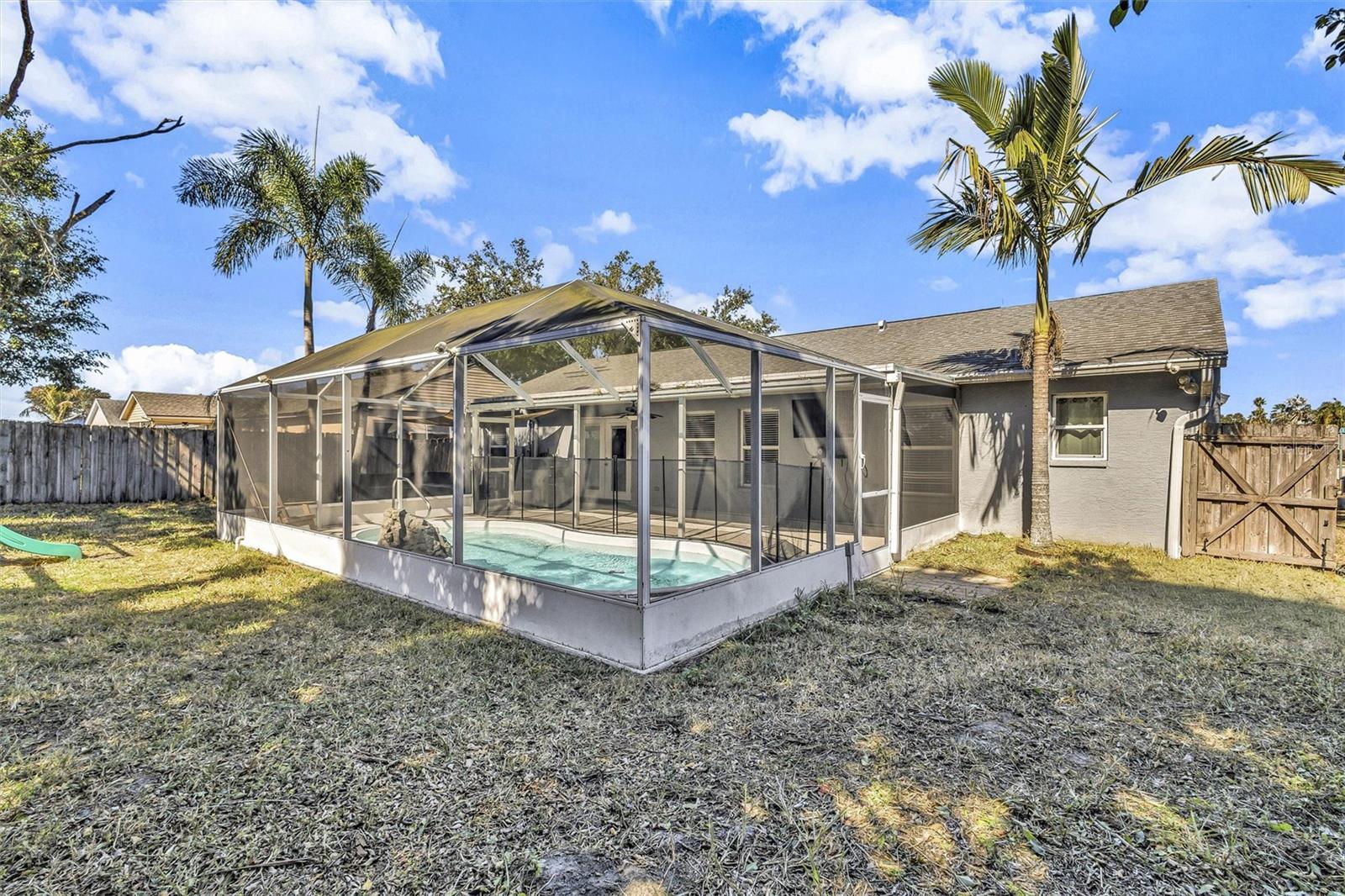 Image 40 of 46 For 6109 61st Court E