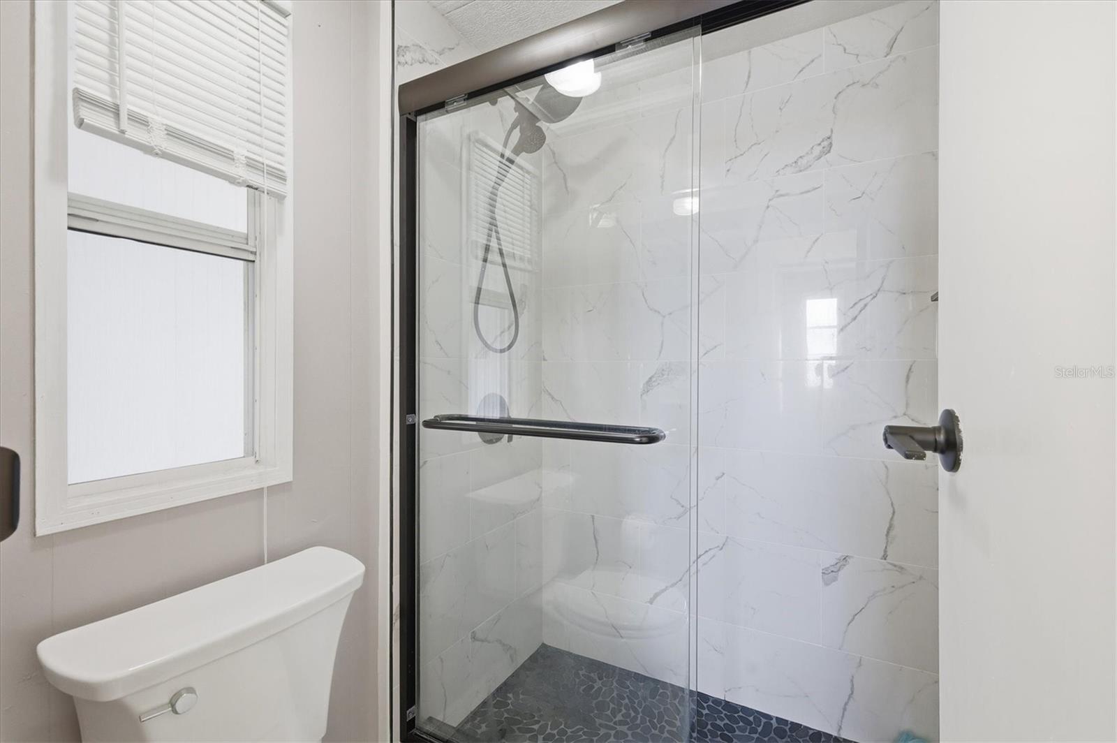 Image 15 of 34 For 6710 36th Avenue E 57