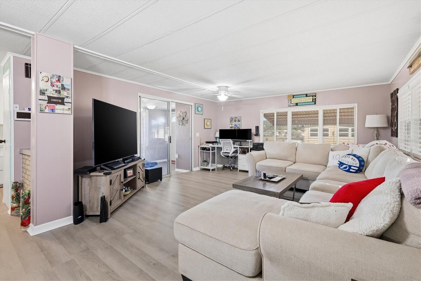 Image 4 of 34 For 6710 36th Avenue E 57