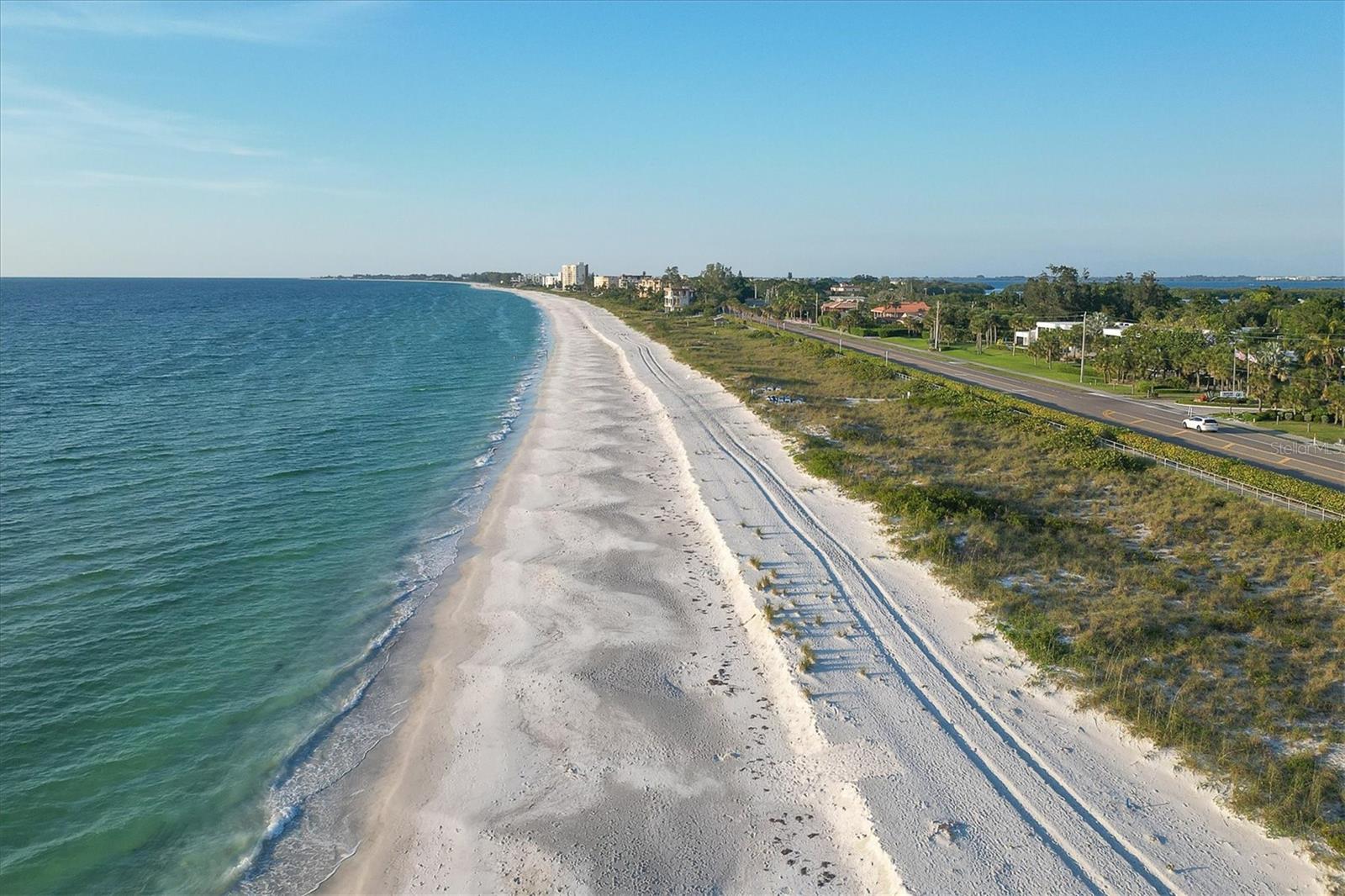 Image 14 of 64 For 825 Bayport Way 825