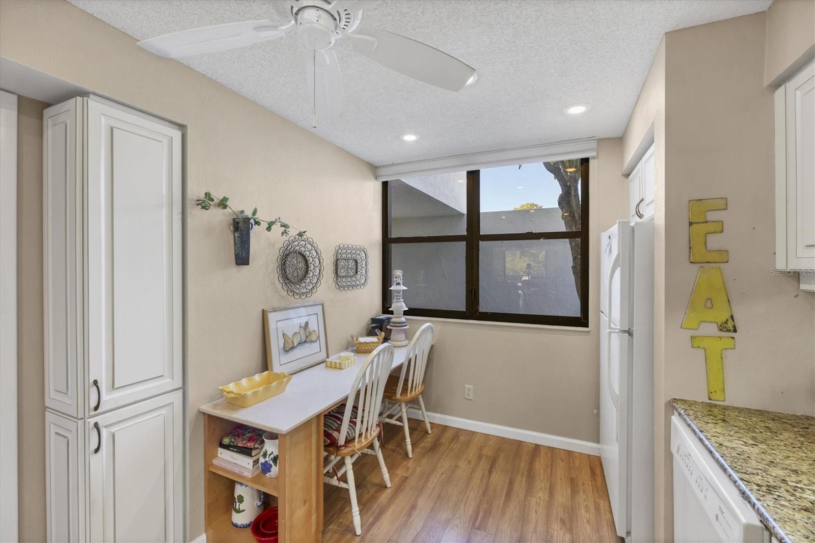 Image 43 of 64 For 825 Bayport Way 825