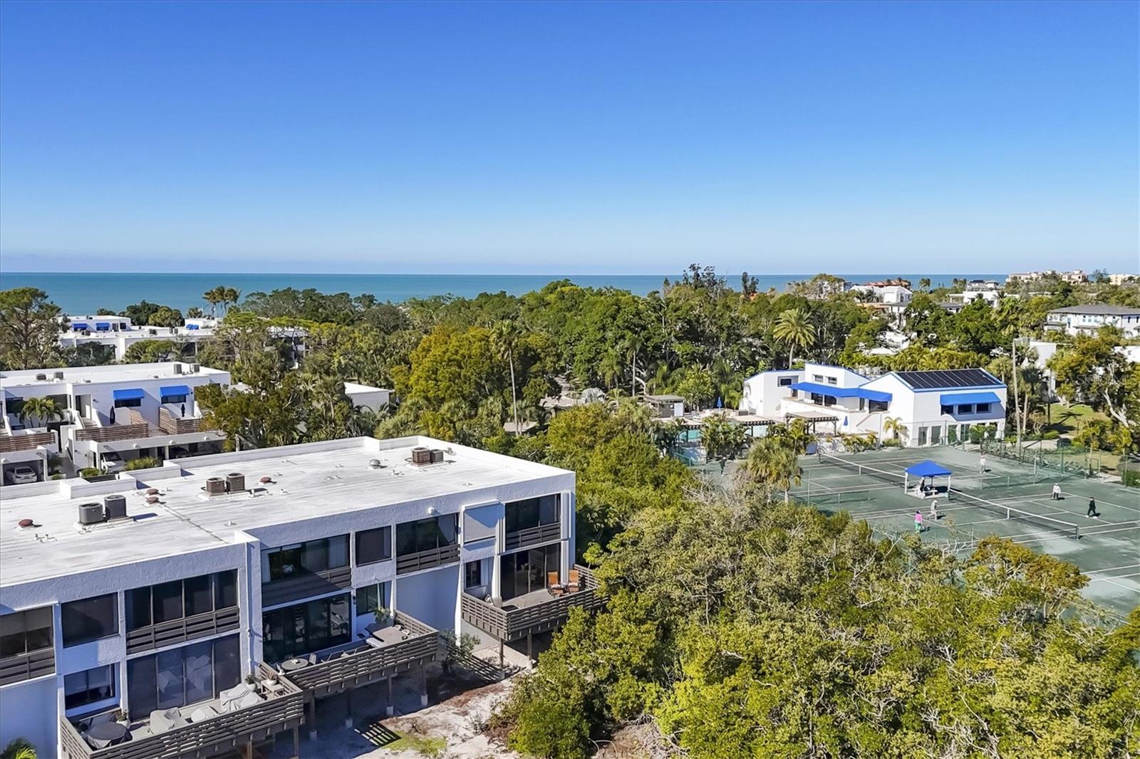 Image 54 of 64 For 825 Bayport Way 825