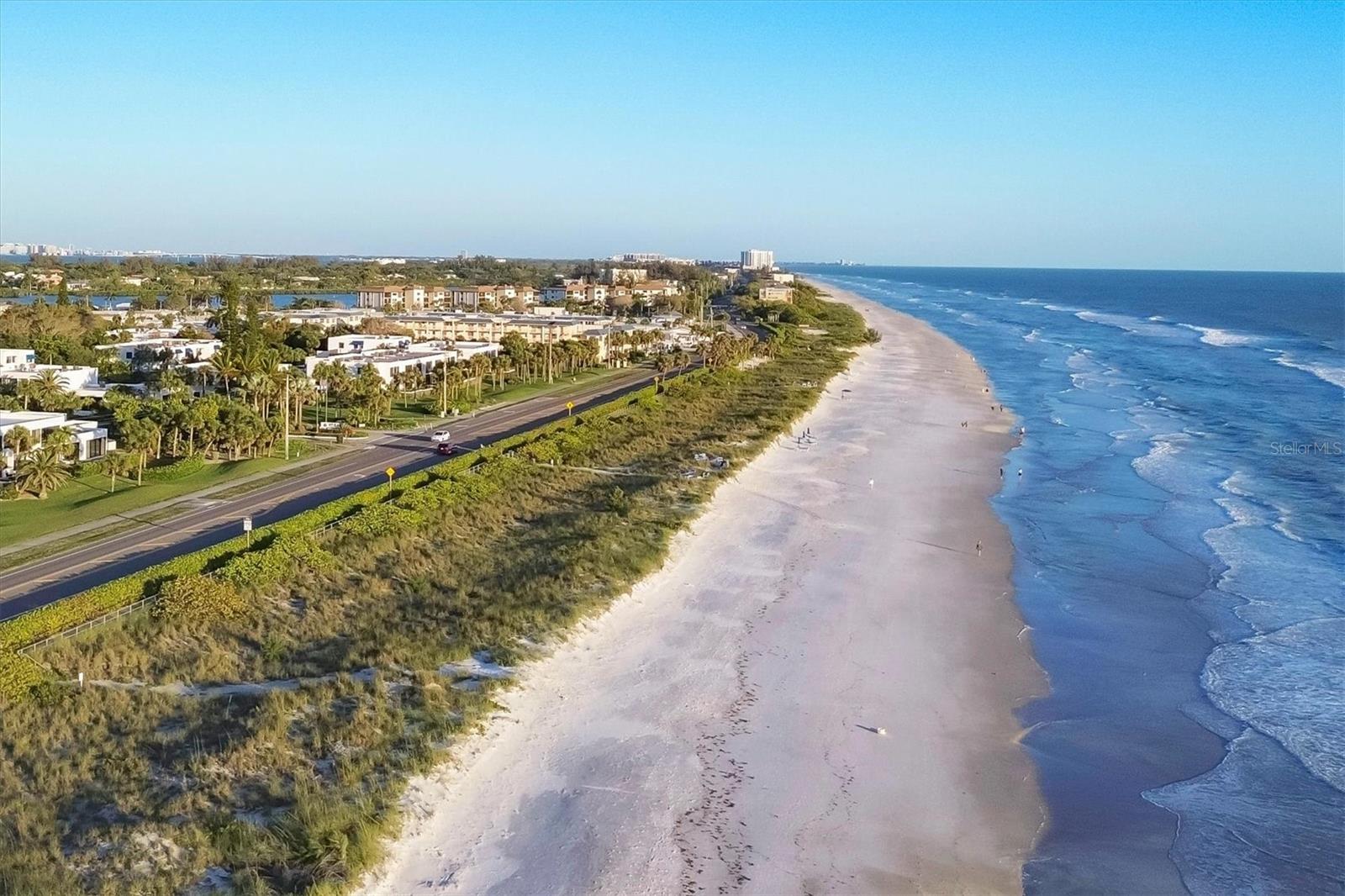 Image 9 of 64 For 825 Bayport Way 825