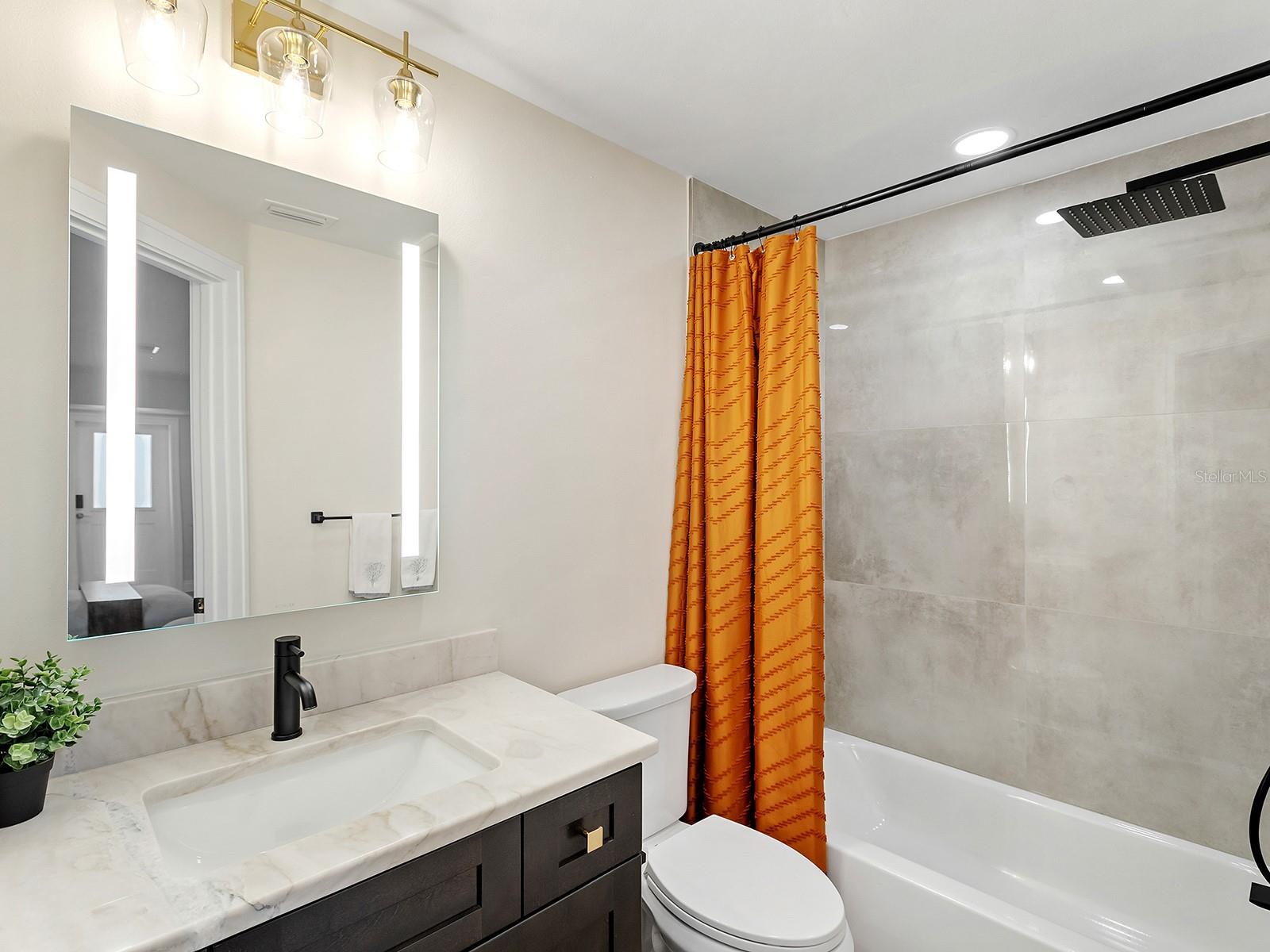 Image 21 of 26 For 5354 Knollwood Place