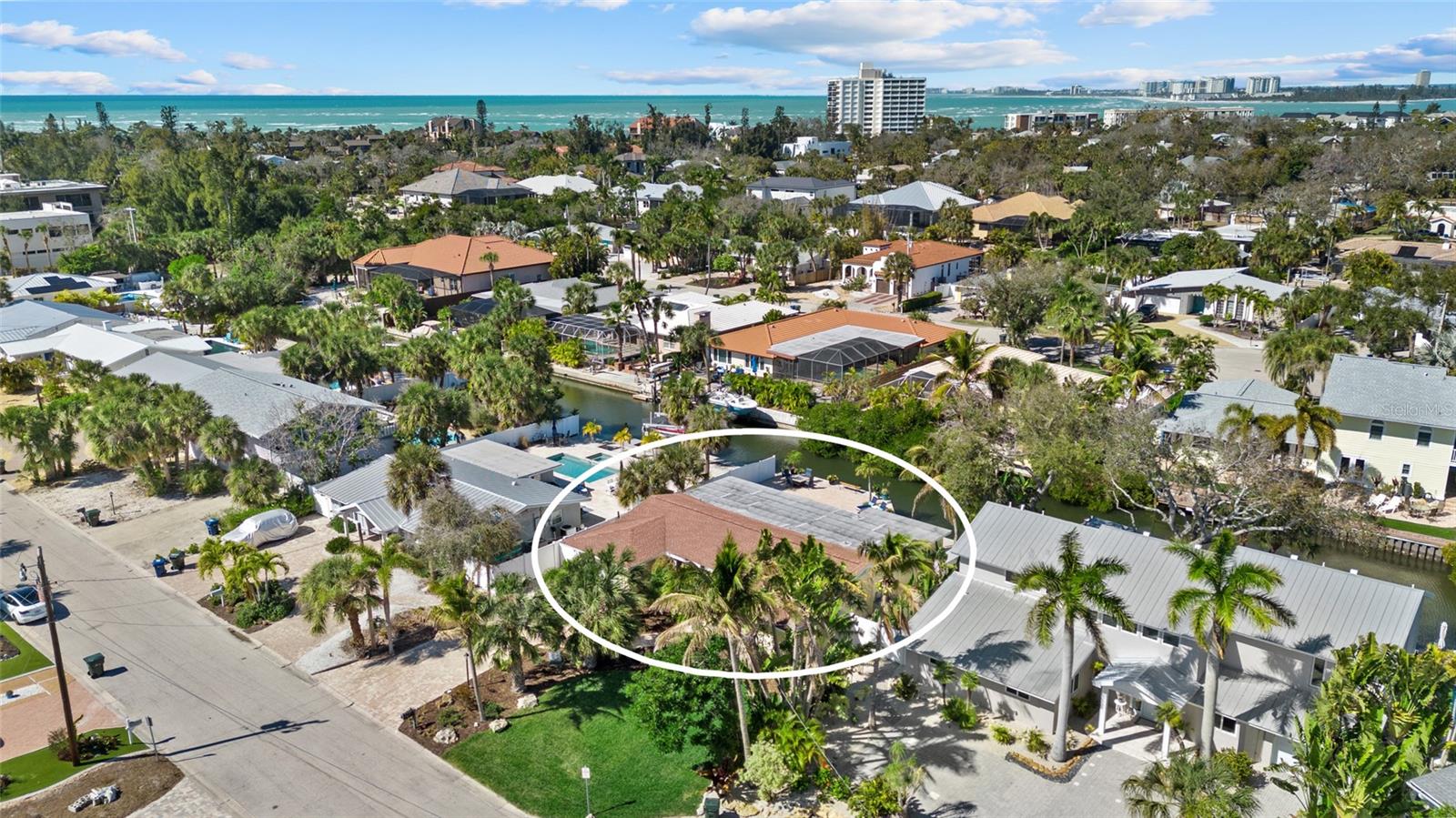 Image 3 of 59 For 353 Avenida Leona