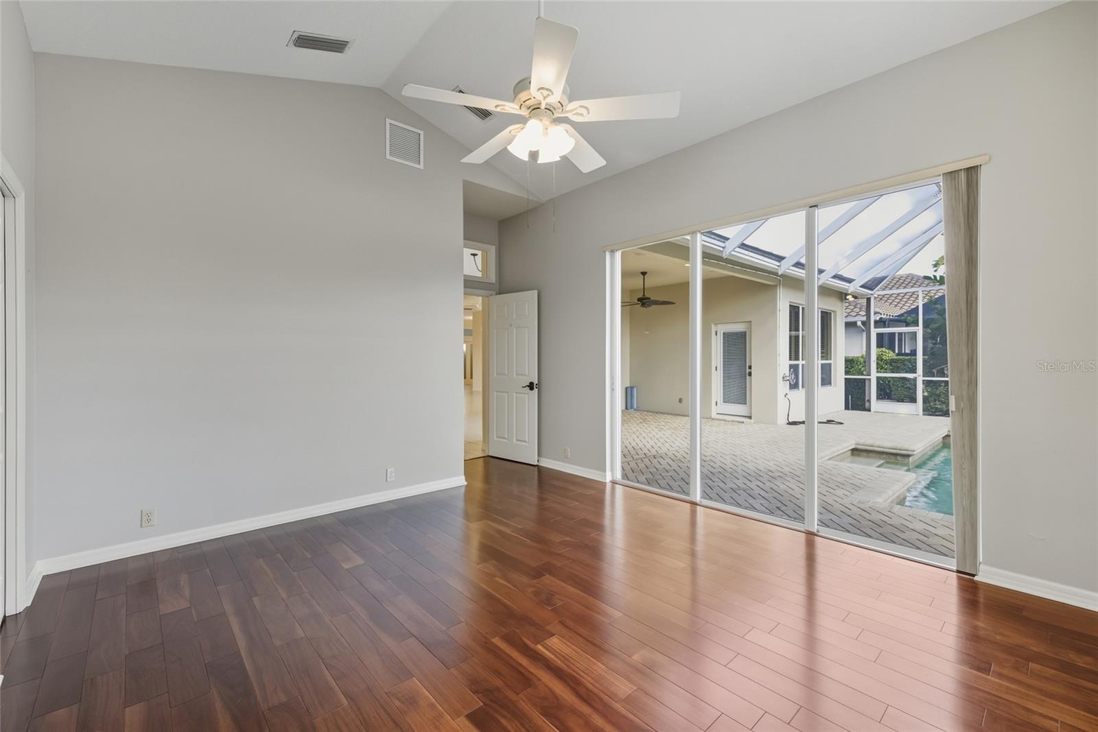 Image 39 of 66 For 6586 Waters Edge Way