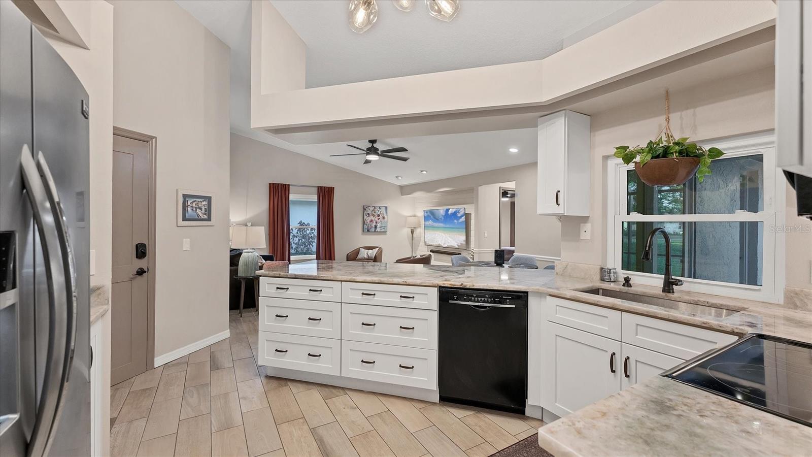 Image 12 of 51 For 8706 11th Avenue Place Nw