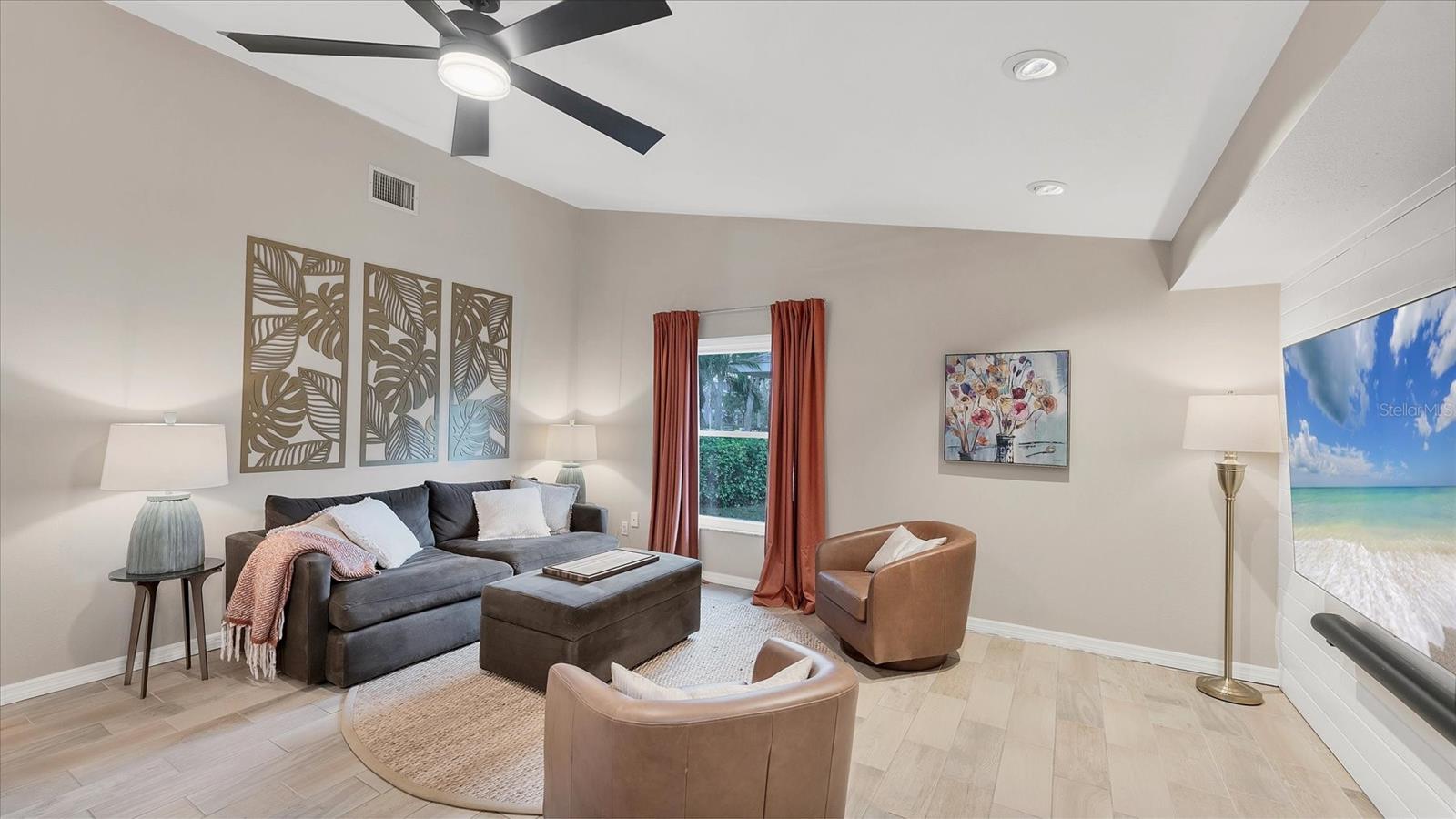 Image 18 of 51 For 8706 11th Avenue Place Nw