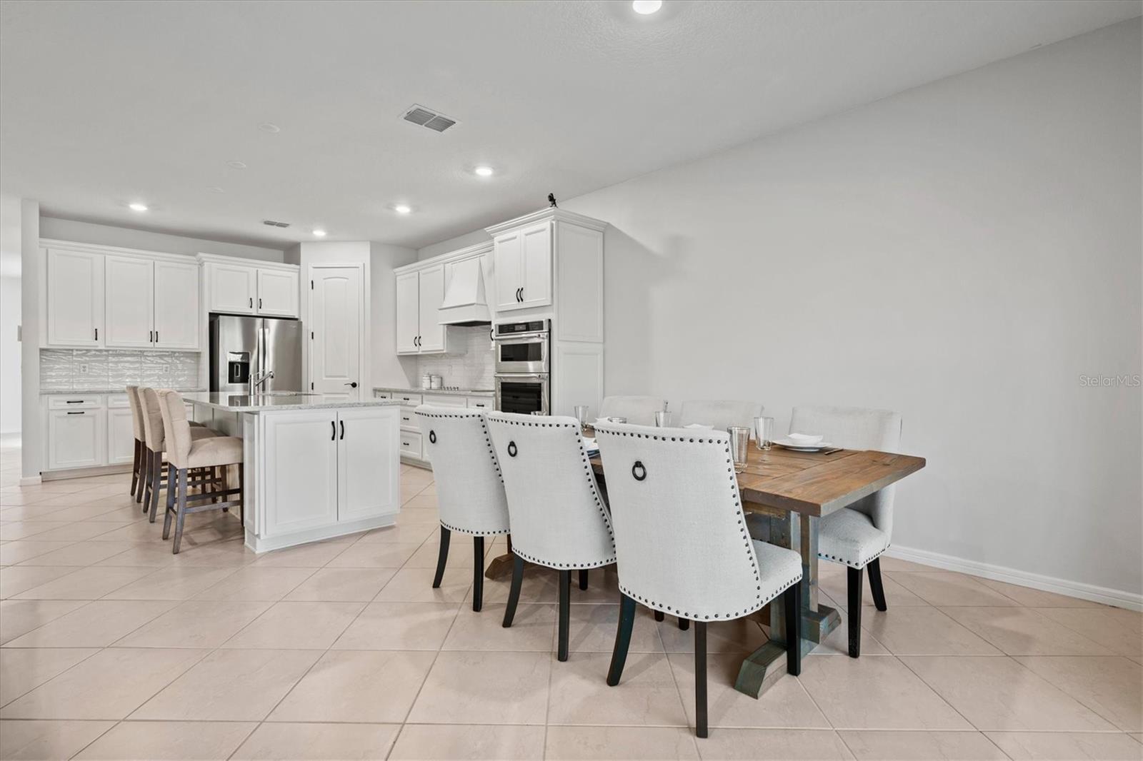 Image 17 of 66 For 11216 Gallatin Trail