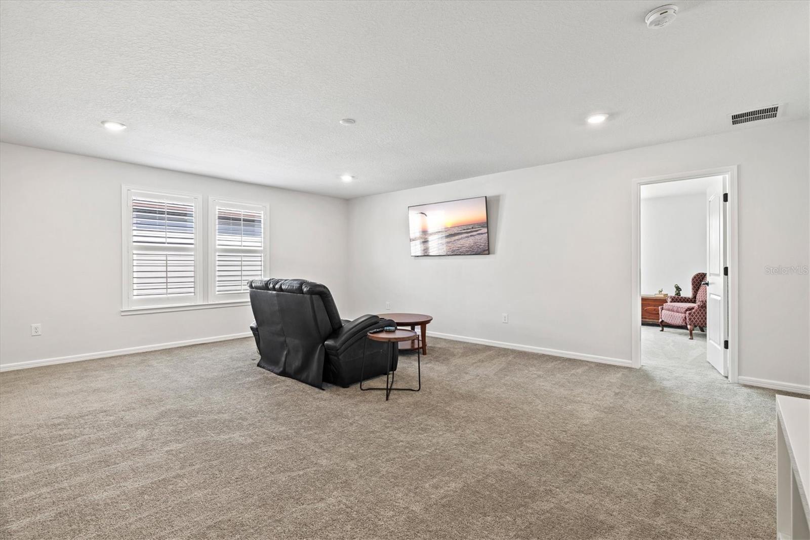 Image 33 of 66 For 11216 Gallatin Trail