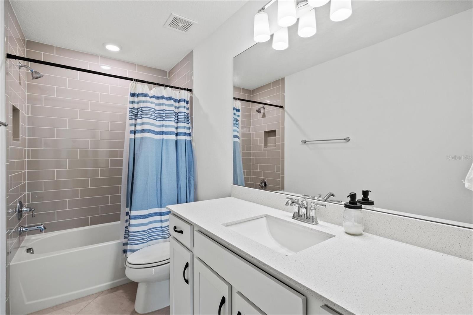 Image 40 of 66 For 11216 Gallatin Trail