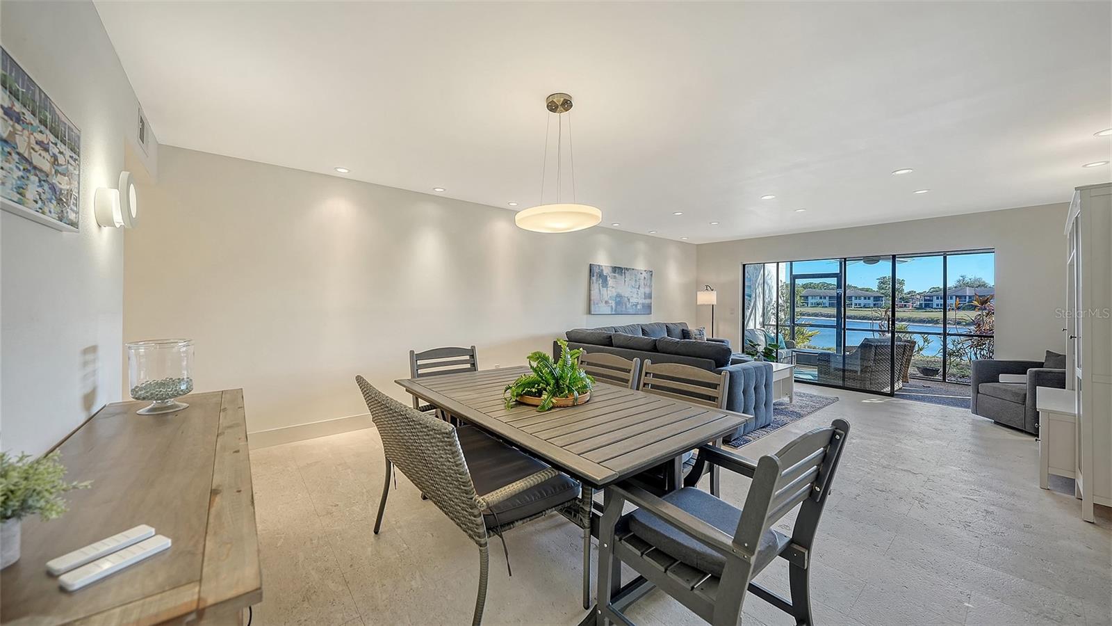 Image 11 of 57 For 5196 Marsh Field Lane 97