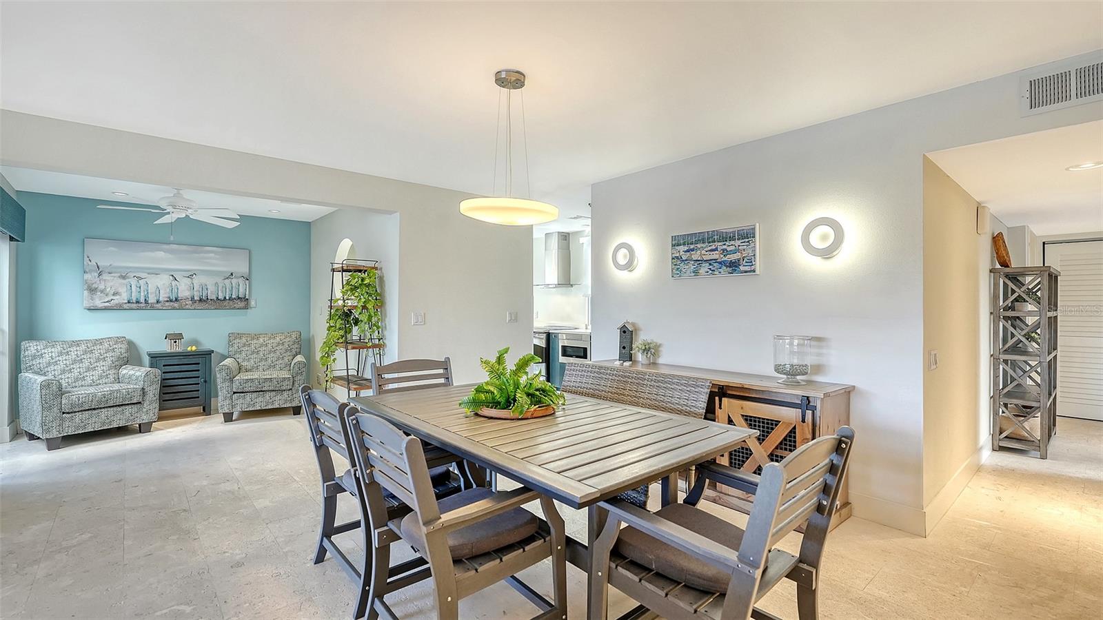 Image 14 of 57 For 5196 Marsh Field Lane 97