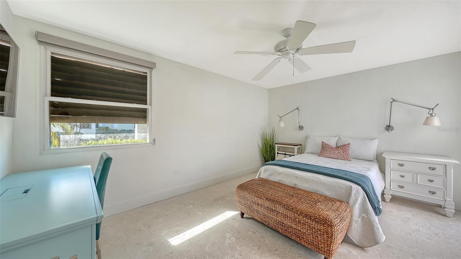 Image 23 of 57 For 5196 Marsh Field Lane 97