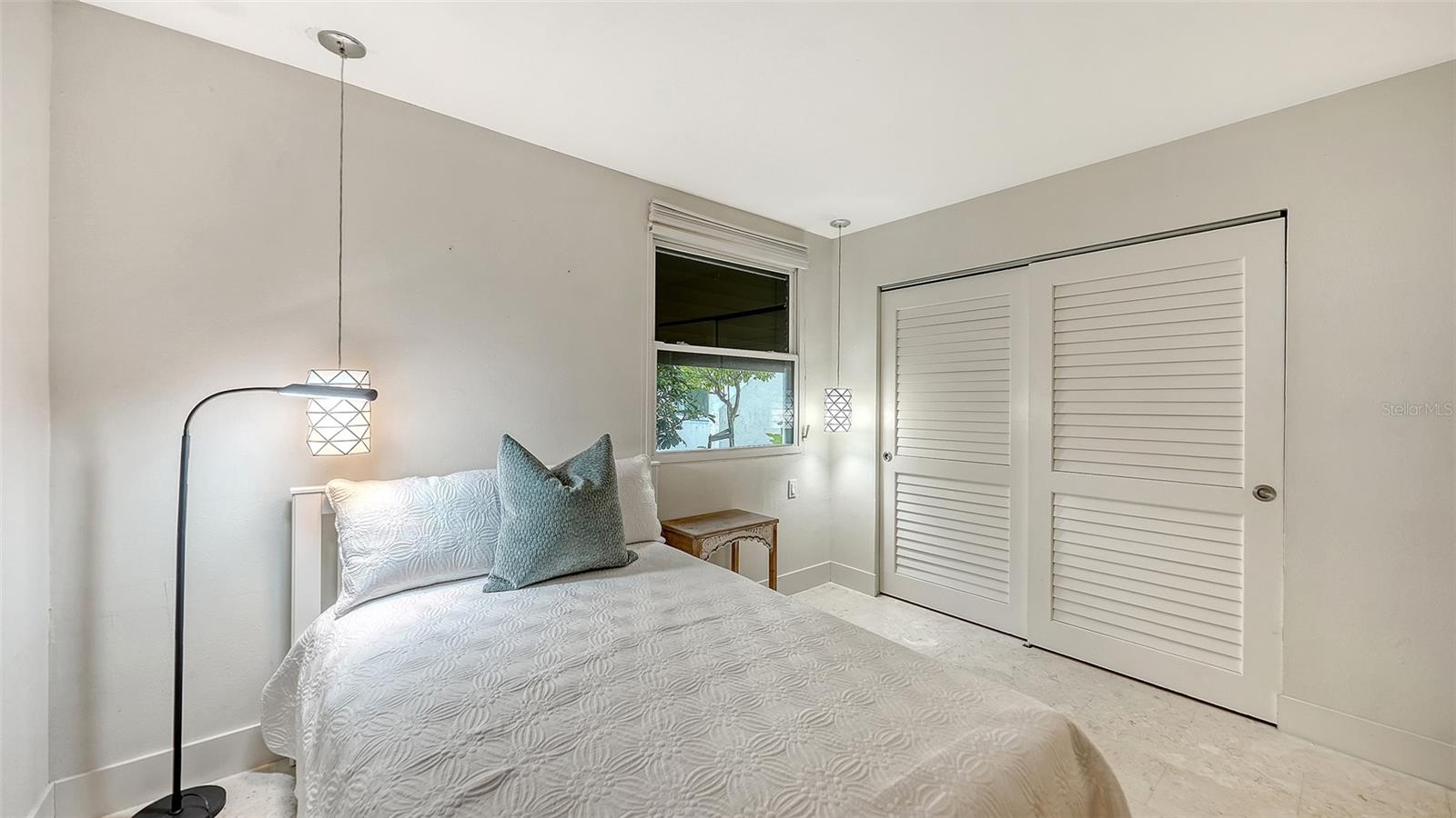 Image 31 of 57 For 5196 Marsh Field Lane 97