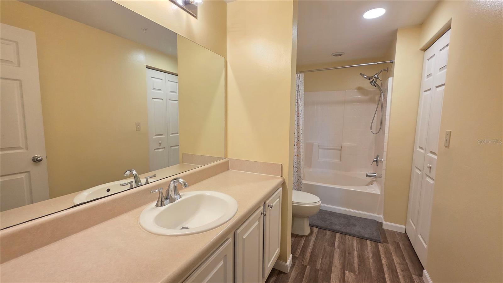 Image 14 of 47 For 5655 Bentgrass Drive 303