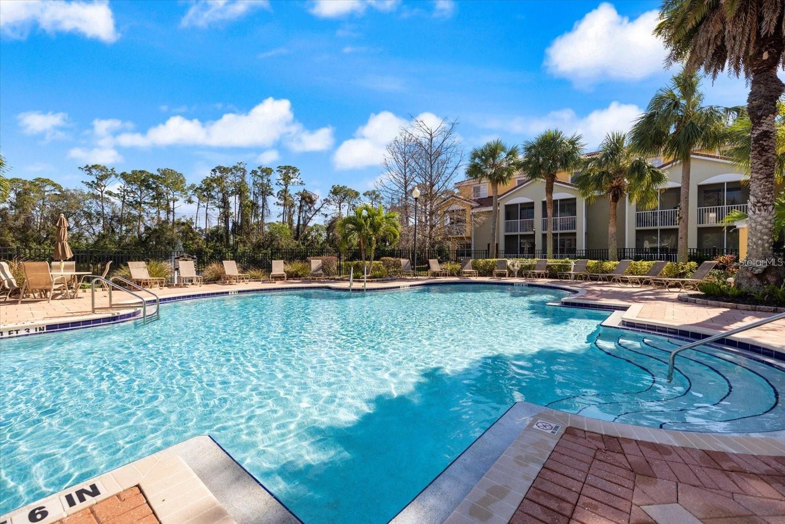 Image 35 of 47 For 5655 Bentgrass Drive 303