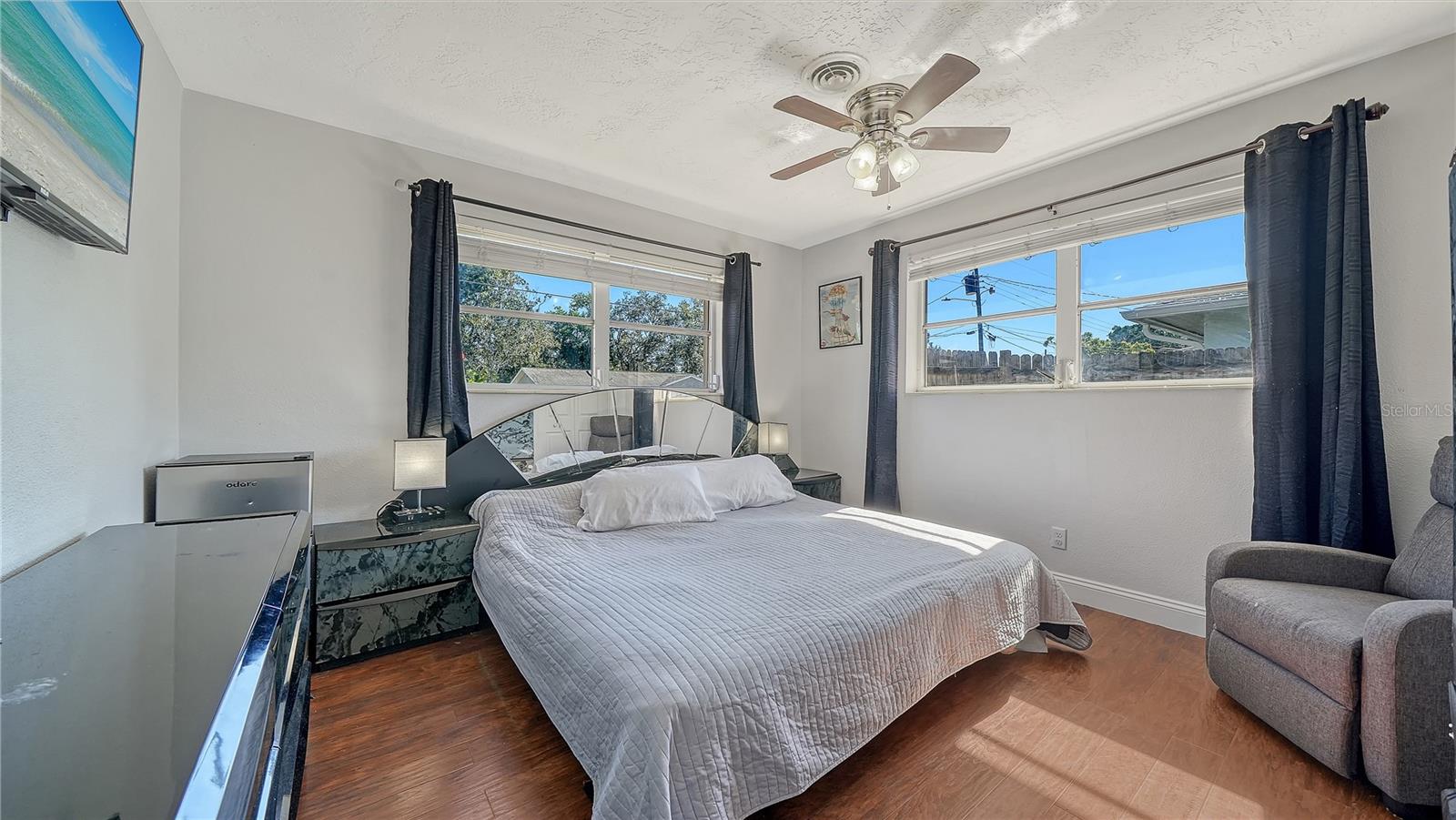 Image 17 of 50 For 3008 Arch Drive