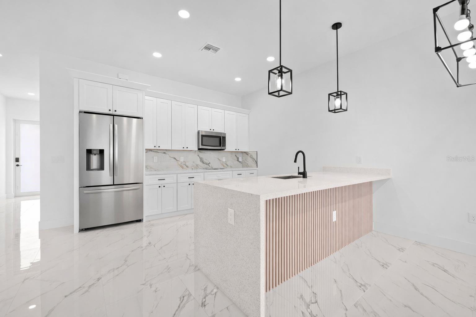 Image 3 of 12 For 2117 Andalusia Boulevard