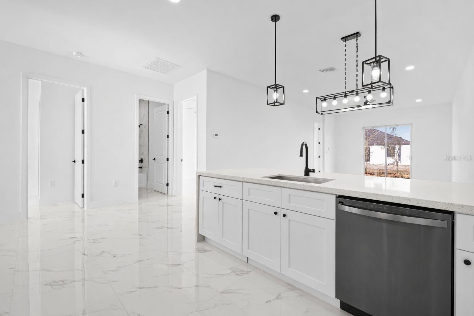 Image 5 of 12 For 2117 Andalusia Boulevard