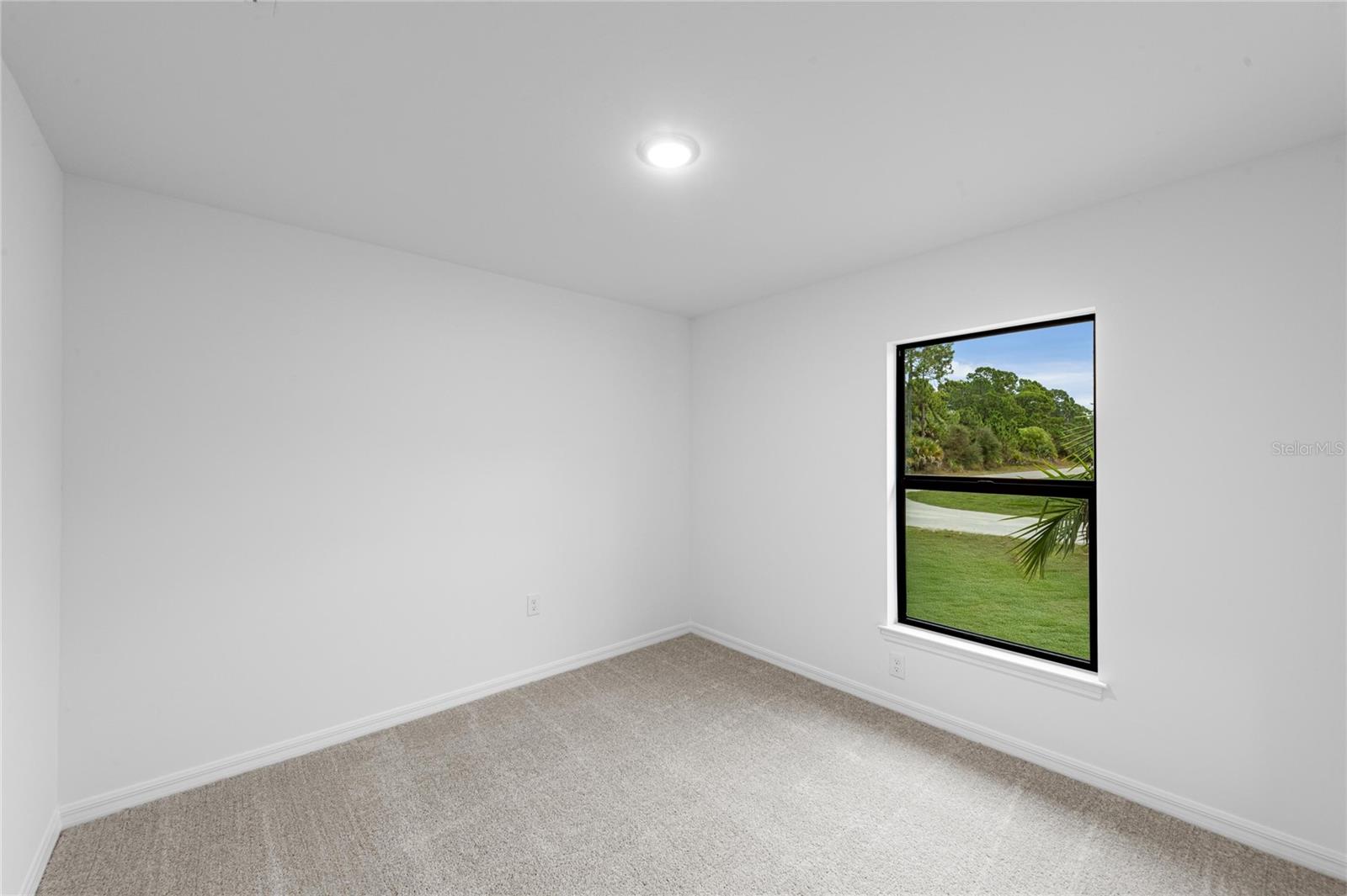 Image 15 of 17 For 1102 Ludlum Street