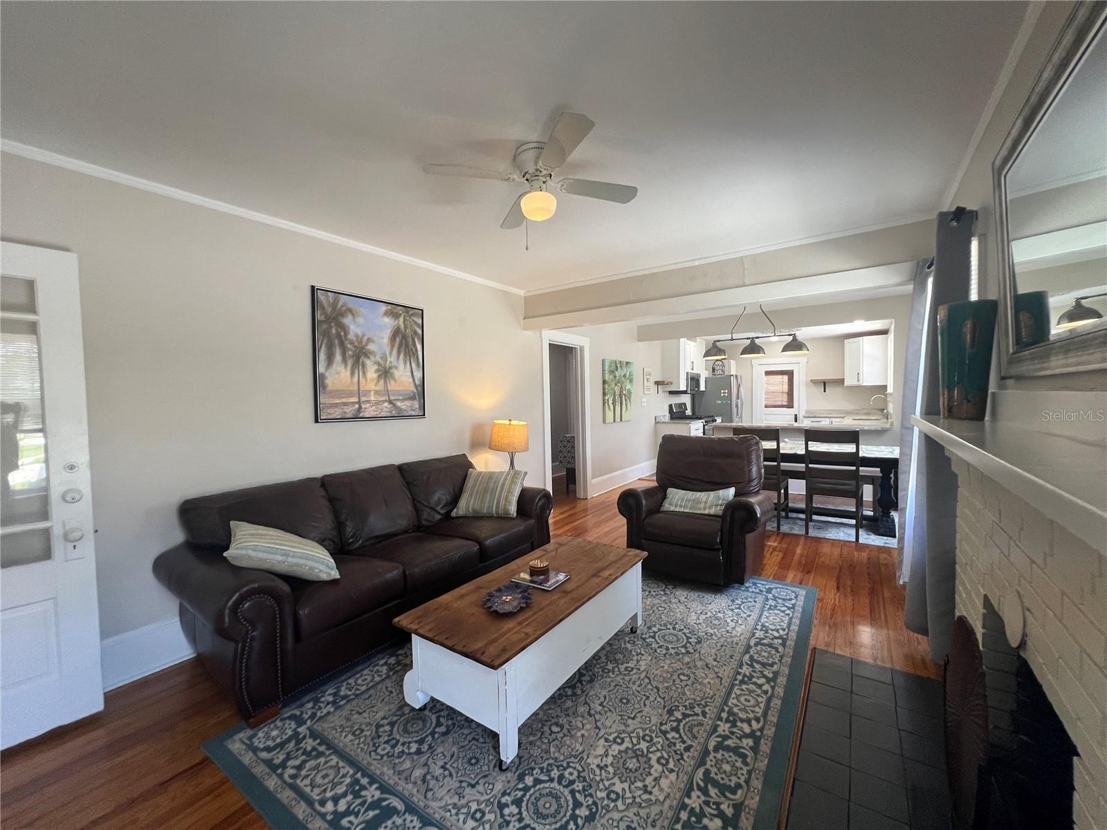 Image 11 of 25 For 914 17th Street W