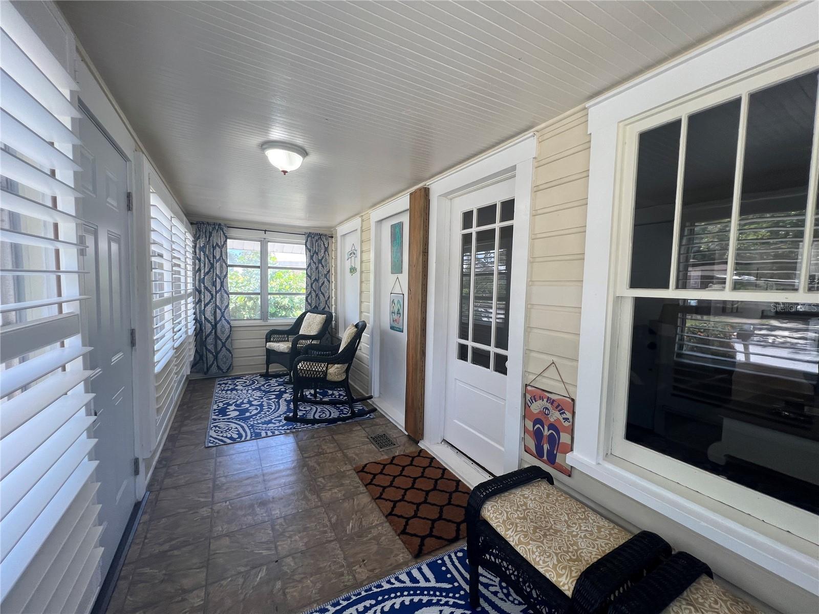 Image 23 of 25 For 914 17th Street W