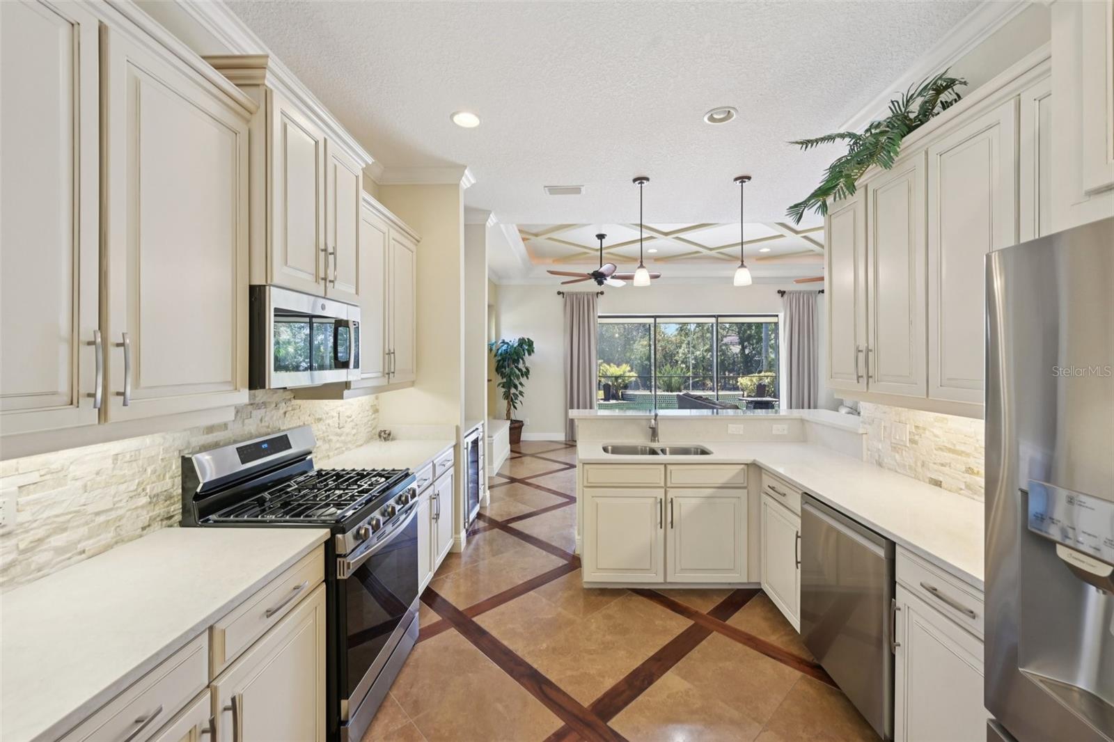 Image 13 of 40 For 7526 Rio Bella Place