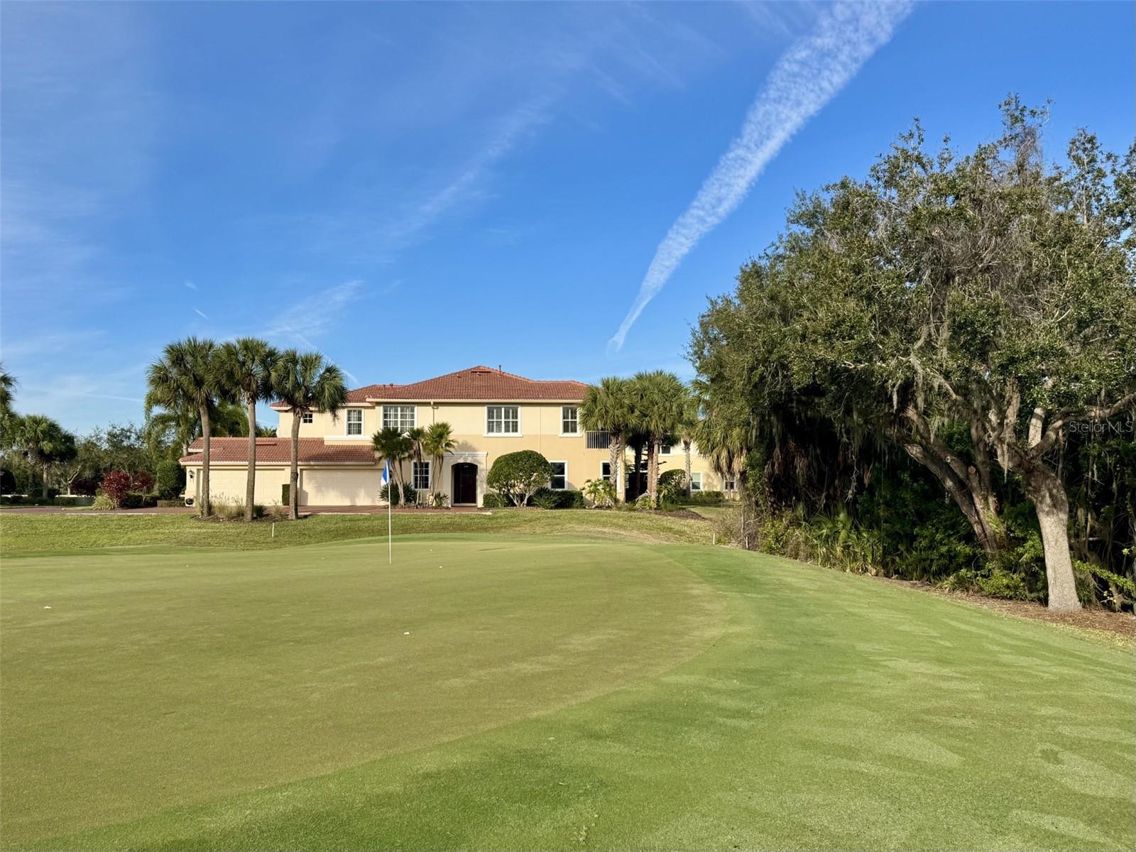 Image 33 of 49 For 9411 Discovery Terrace 102b