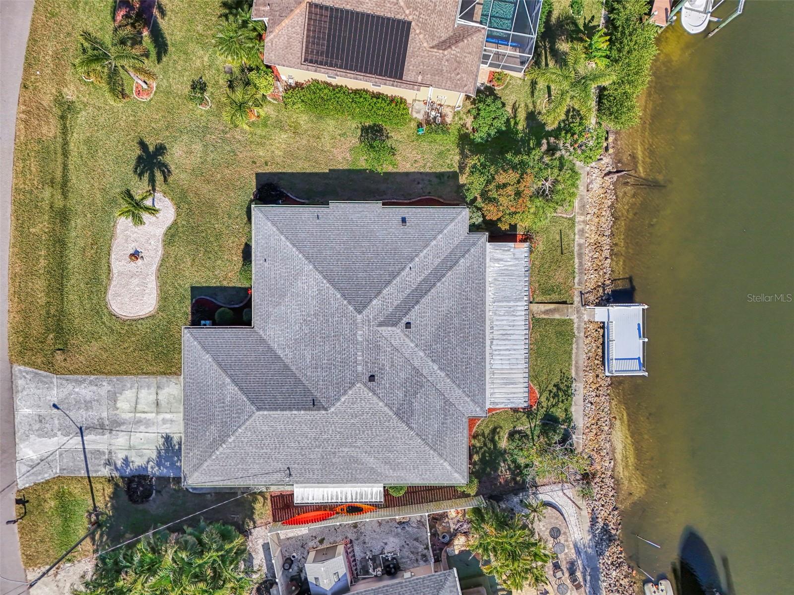 Image 14 of 55 For 602 Portia Street N