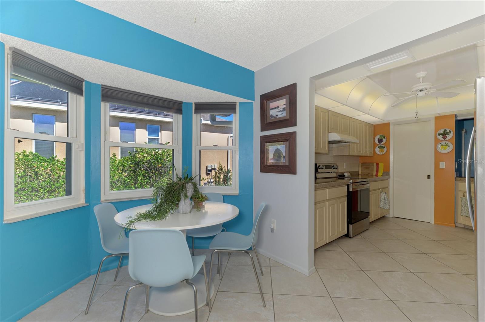 Image 30 of 55 For 602 Portia Street N