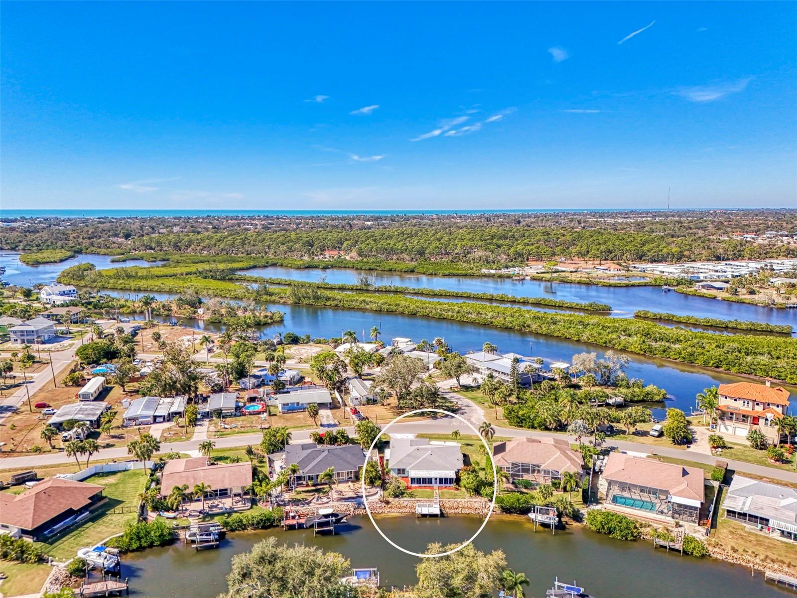 Image 53 of 55 For 602 Portia Street N