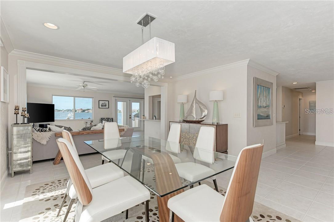 Image 14 of 50 For 7692 Cove Terrace