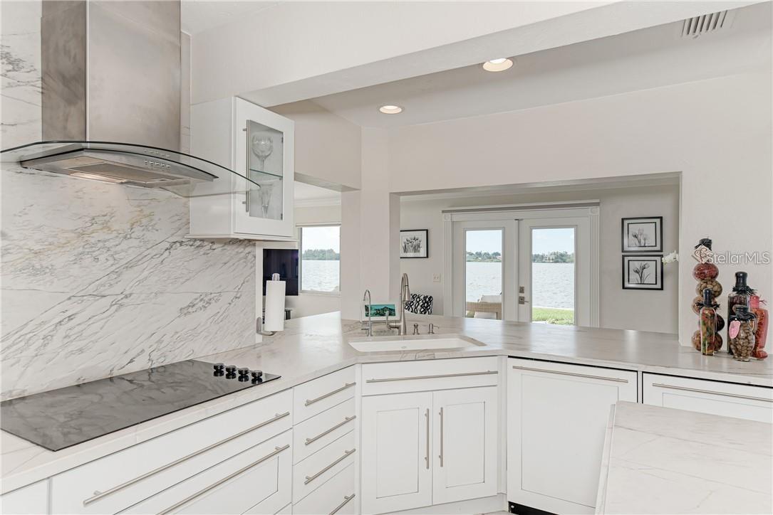 Image 23 of 50 For 7692 Cove Terrace