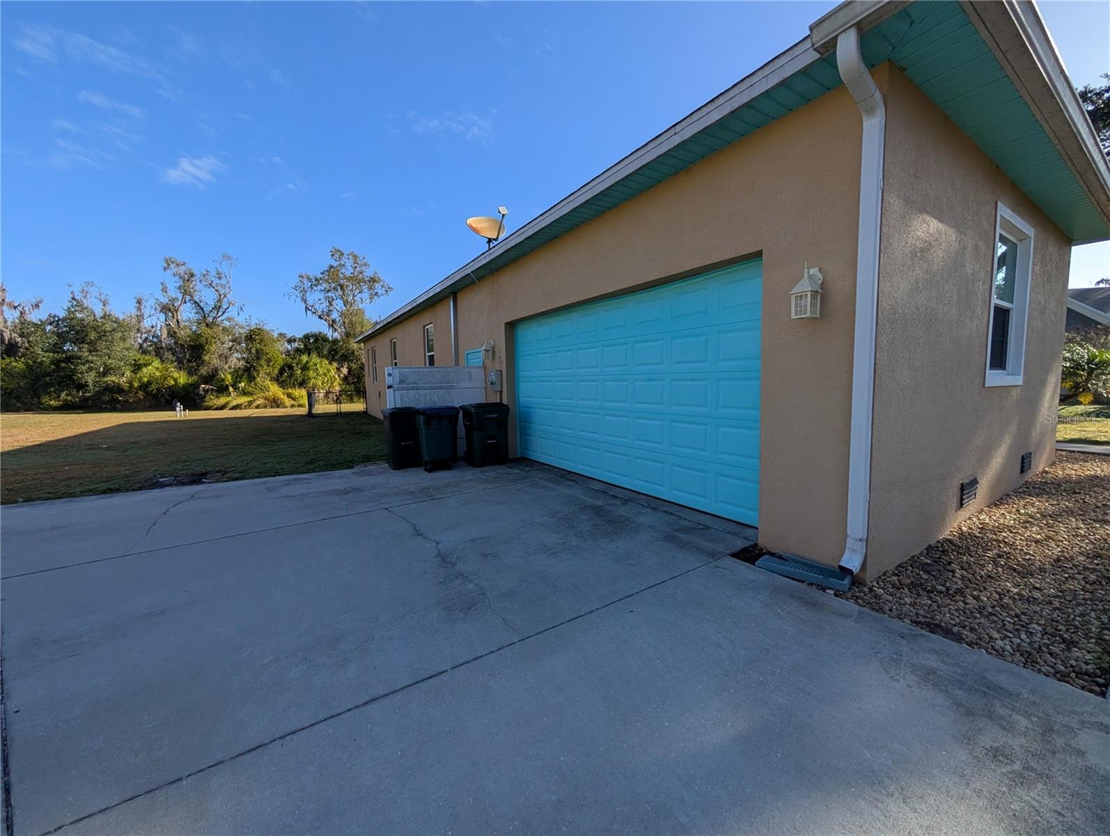 Image 4 of 51 For 13653 Heritage Way