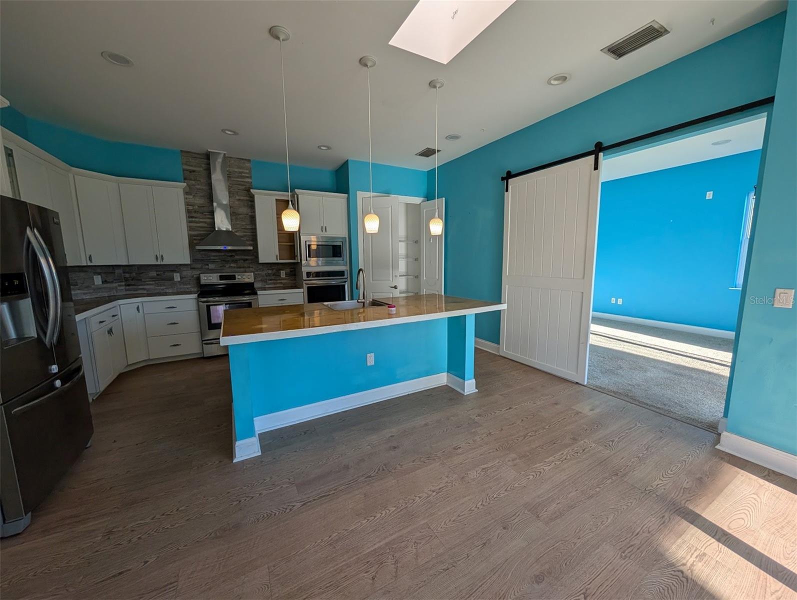 Image 6 of 51 For 13653 Heritage Way