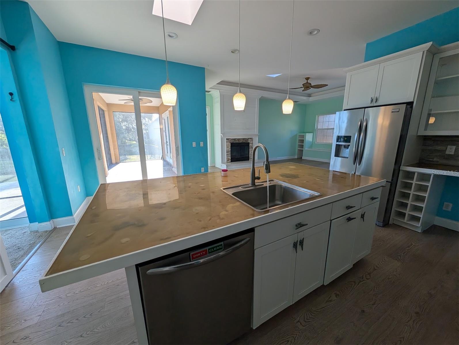 Image 7 of 51 For 13653 Heritage Way